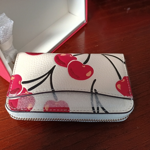 Coach Cherry Wallet - Picture 3 of 6